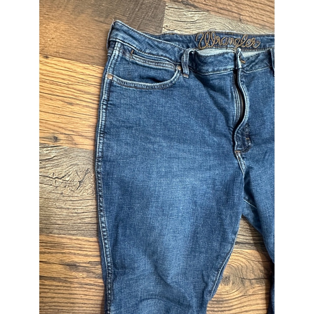 Wrangler High Rise Flare Jeans Womens 34x30 Blue Denim Bell Bottoms Cowgirl - Picture 11 of 16